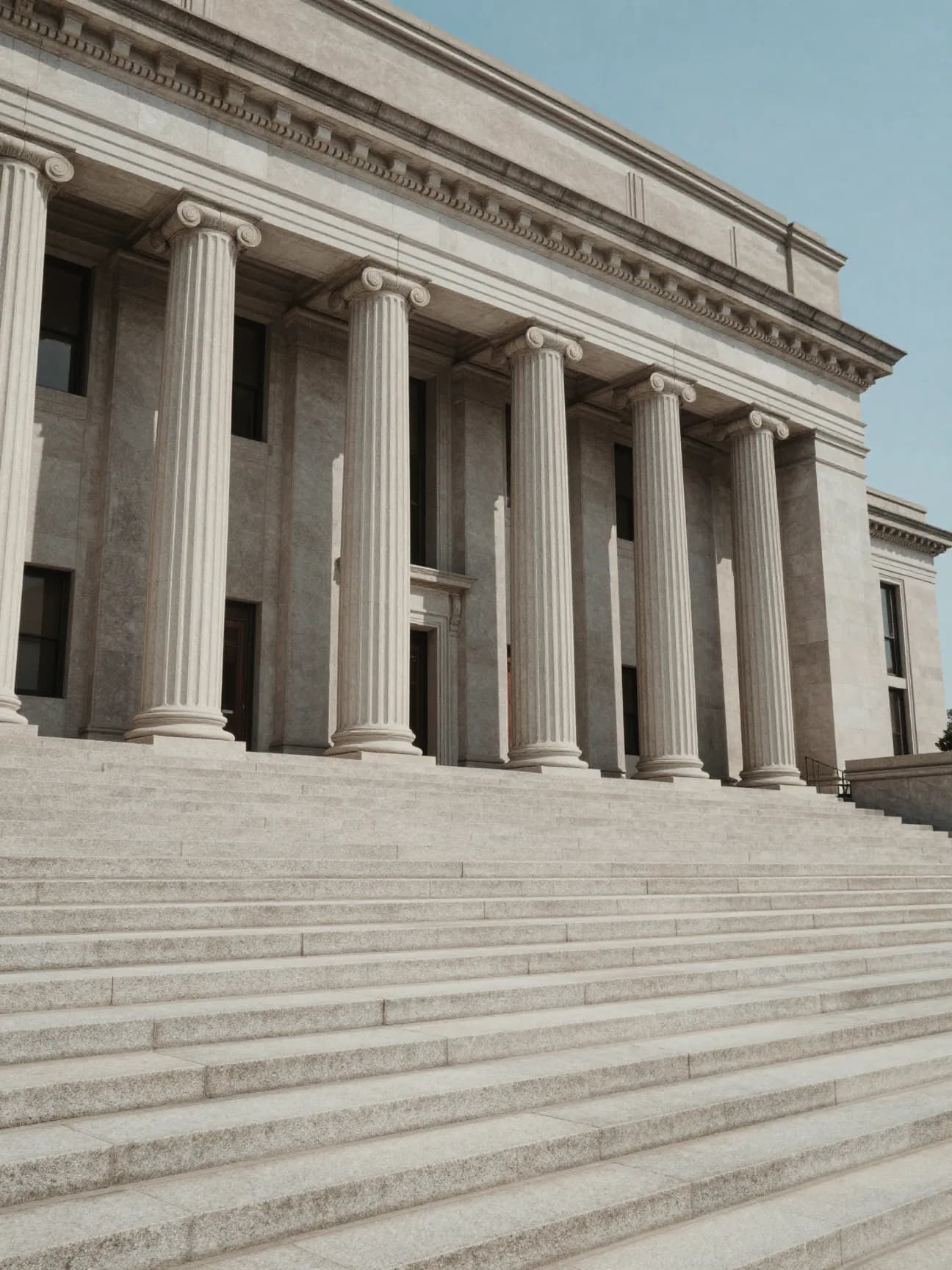 California courthouse where MMG Law Firm represents injured clients